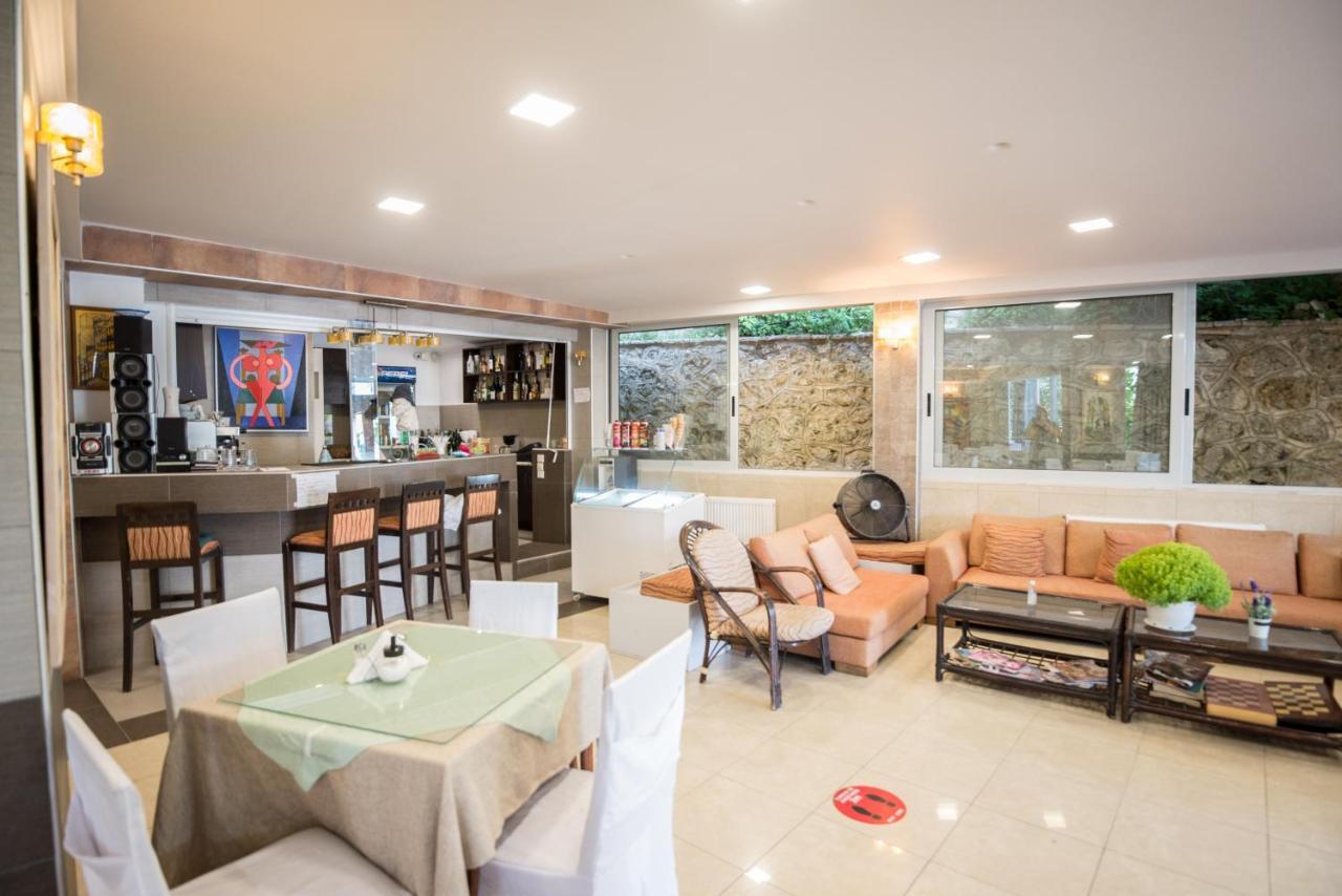 Hotel Pegasos Nikiana Ngoại thất bức ảnh